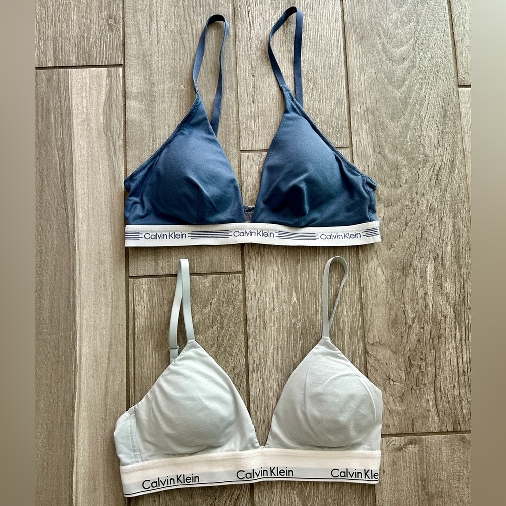 NWOT Calvin Klein Blue and Gray Bras | Size M